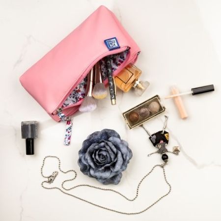 Poza cu PENAR OXFORD 2 ZIP FLORAL PASTEL, TIP ETUI DUBLU, 2 FERMOARE, CULOARE ROZ DESCHIS