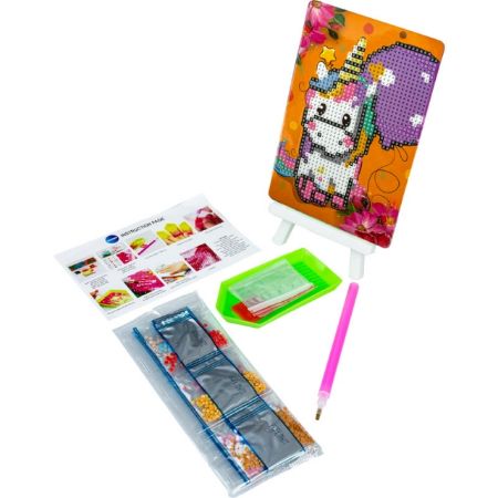 Poza cu Kit mozaic cu pietre acrilice cu sevalet, dimensiune 100 x 150 mm. Model unicorn.