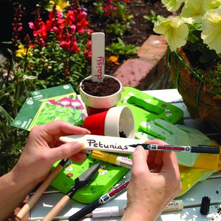 Poza cu Marker permanent UNI PNA-125, varf rotund fine, 0.9mm